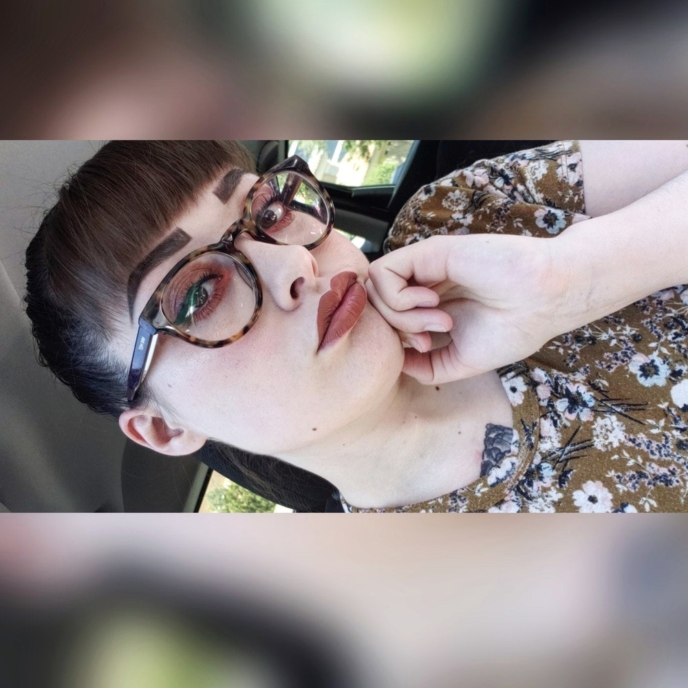 Meet your Posher, Taylor